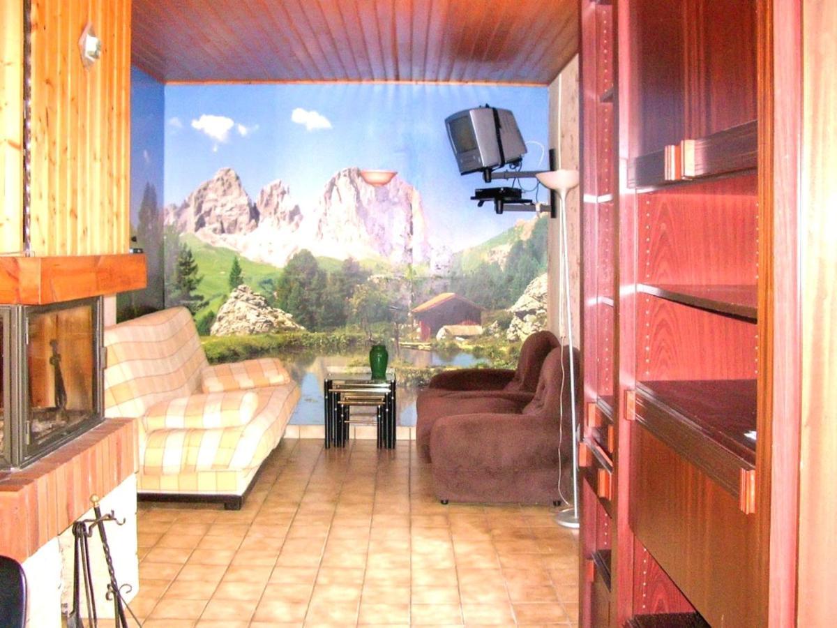 Chalet Charmant A Saint-Gerons Avec Piscine Partagee Bagian luar foto