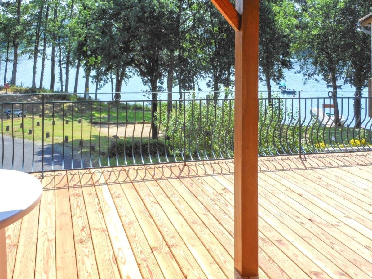Chalet Charmant A Saint-Gerons Avec Piscine Partagee Bagian luar foto