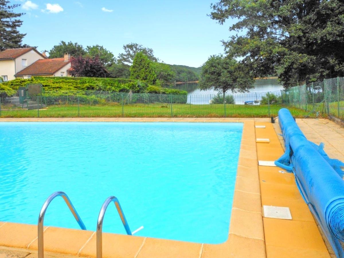 Chalet Charmant A Saint-Gerons Avec Piscine Partagee Bagian luar foto