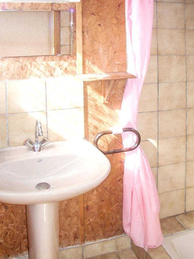 Chalet Charmant A Saint-Gerons Avec Piscine Partagee Bagian luar foto